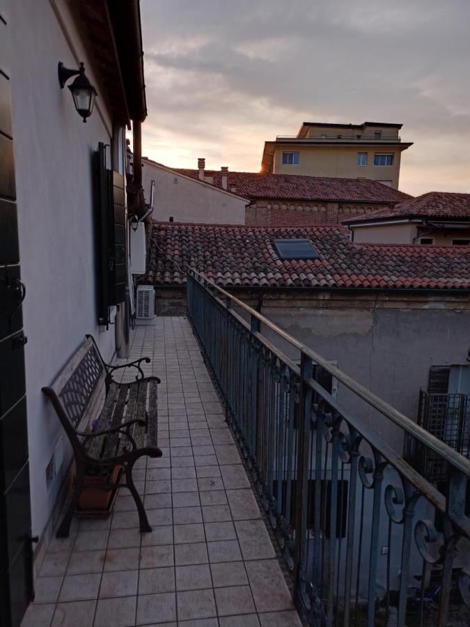 La Casa Di Blue Apartment Padova Bagian luar foto